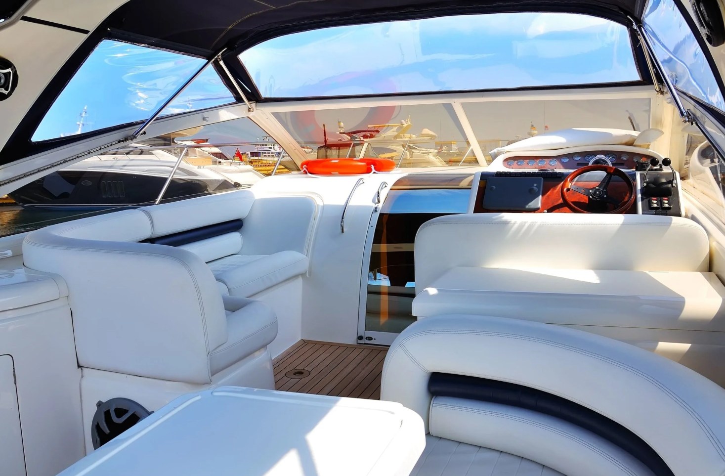 Luxury Upholstery Boat Seats That Eliminate All Day Discomfort